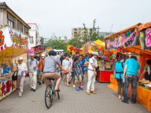 Fukagawa Hachiman Festival, Photo by Hiroshi Ito