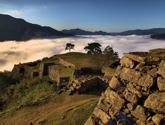 Les ruines du Château Takeda (Ville d'Asago)