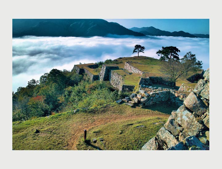 Les ruines du Château Takeda (Ville d'Asago)