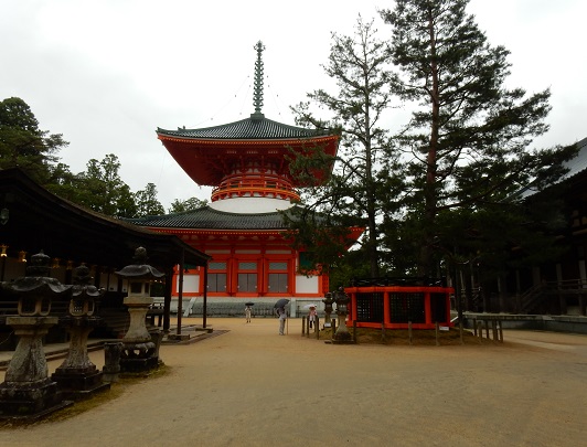 Danjo Garan Scared Temple Complex (Konpon Daito)