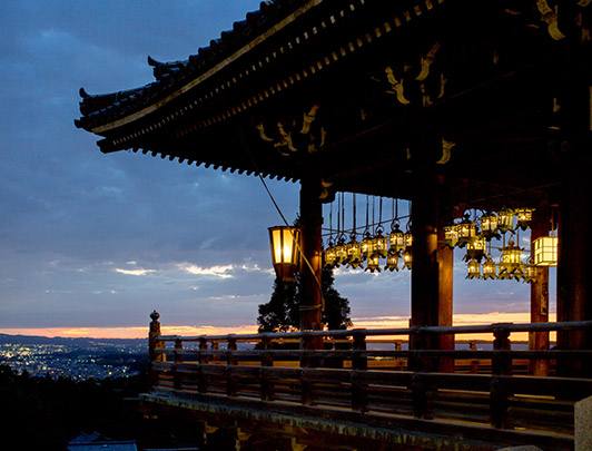 Tōdaiji Nigatsudō, Nara