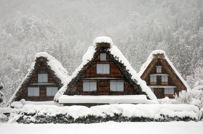 Une aventure hors du temps dans le village Shirakawa-go